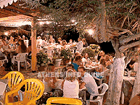 Ethnic tavernas in Athens