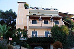 75 Steps Apartments Corgu