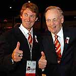 Wayne Gretzky, ice hockey legend and Canadian Prime Minister Jean Chetien