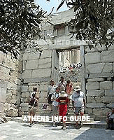 De Bulé, de ingang van de Akropolis