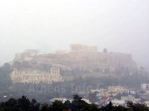De Acropolis in de sneeuw