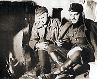 Rustende soldaten in Argyrokastro – Fotoarchief van de Geschiedkundige en Etnologische Vereniging van Griekenland, Athene