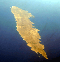 Het eiland Makronisos vanuit de lucht