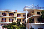 Hotel Karyatides Aegina