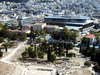 Вид с южного склона Акрополя на новый акропольский музей и стоящее перед ним здание Вейлера