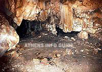 Часть пещеры Пророка Илии