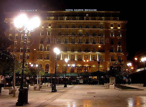 Het Syntagma Plein bij nacht